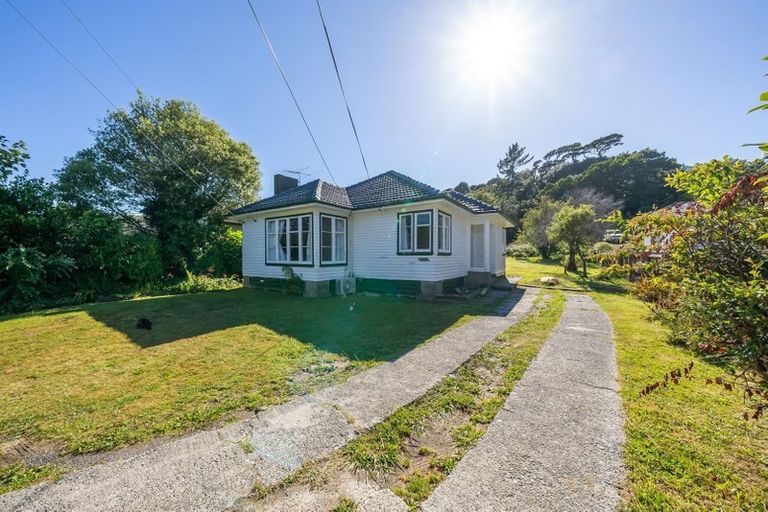 Photo of property in 109 Main Road, Wainuiomata, Lower Hutt, 5014
