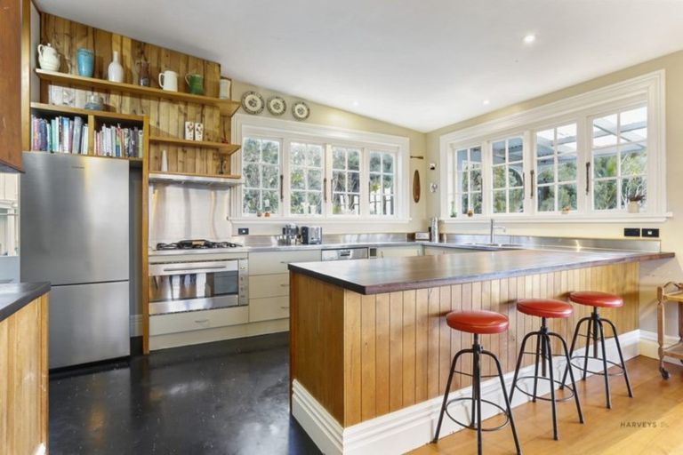 Photo of property in 859-863 West Coast Road, Oratia, Auckland, 0604