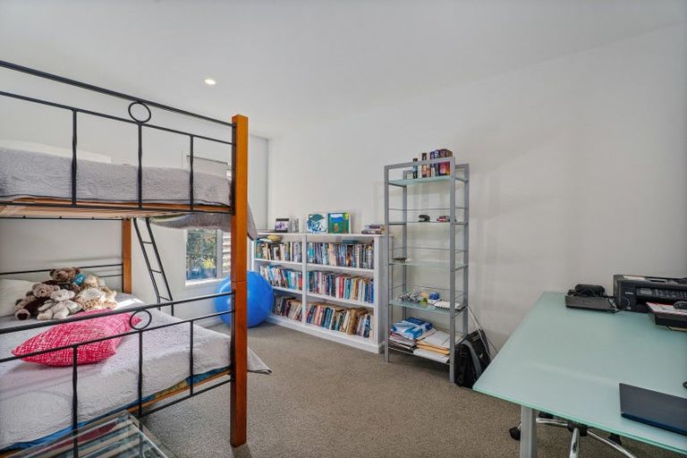 Photo of property in 11 Puriri Place, Whitianga, 3510