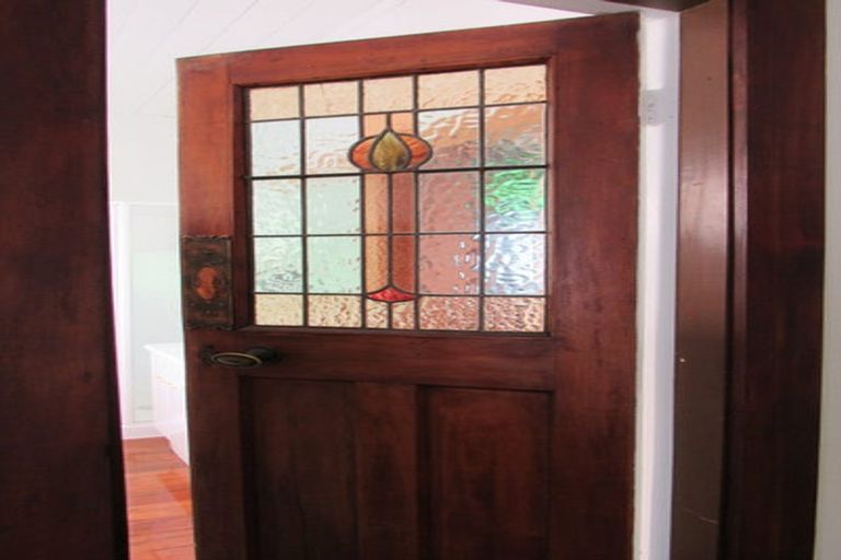 Photo of property in 6 Hurworth Place, College Estate, Whanganui, 4500