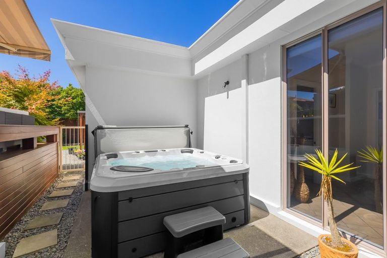 Photo of property in 79 Arrowsmith Avenue, Waipahihi, Taupo, 3330