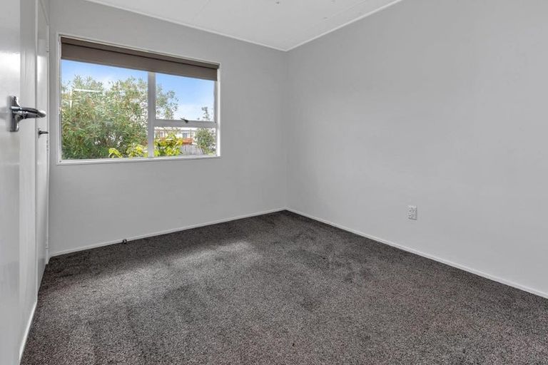 Photo of property in 28 Moki Place, Ruakaka, 0116