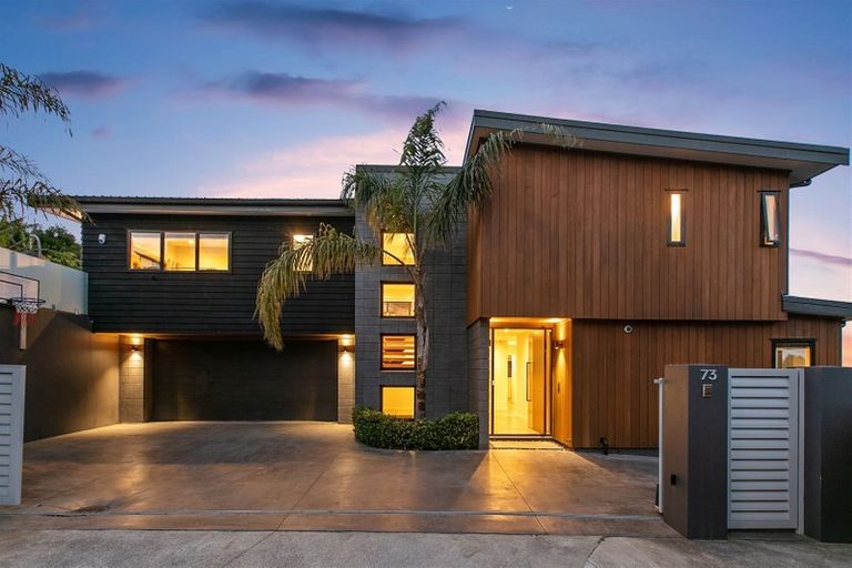 Photo of property in 73 East Coast Road, Castor Bay, Auckland, 0620