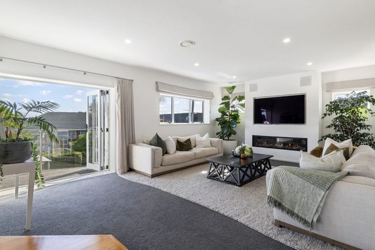 Photo of property in 27 Hemi Street, Narrow Neck, Auckland, 0622