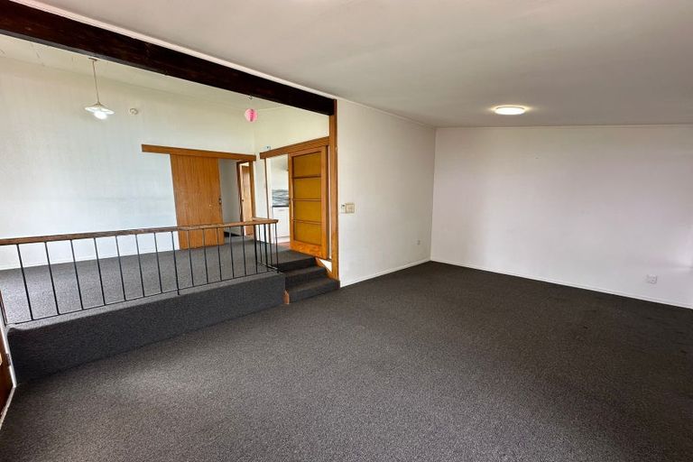 Photo of property in 180 Mahia Road, Wattle Downs, Auckland, 2103