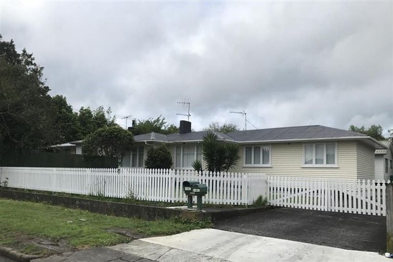 Photo of property in 16 Rollerson Street, Papakura, 2110