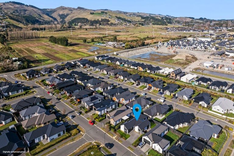 Photo of property in 17 Larissa Road, Halswell, Christchurch, 8025