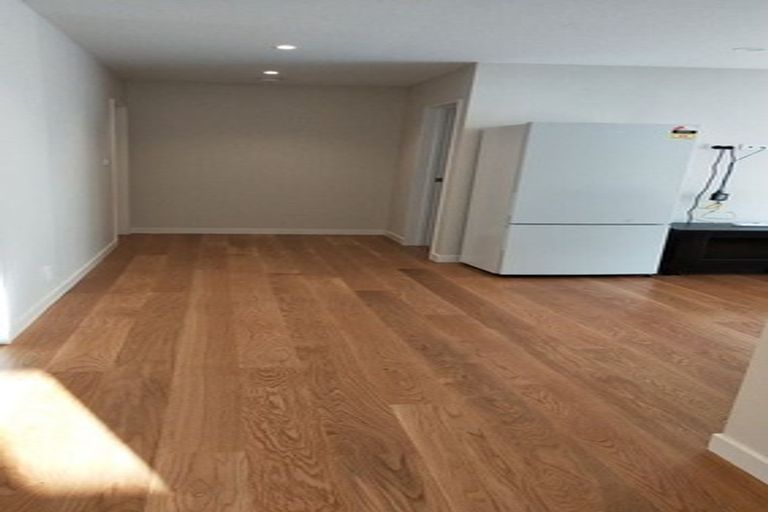 Photo of property in 230a Sunset Road, Windsor Park, Auckland, 0632