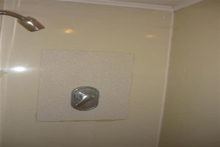 Photo of property in 6 Wakefield Street, Welbourn, New Plymouth, 4310