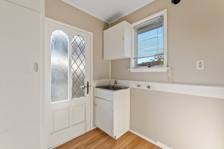 Photo of property in 53b Springs Road, Parakai, 0830