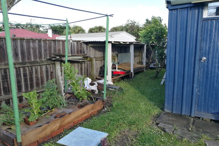 Photo of property in 20 Lyndhurst Street, Takaro, Palmerston North, 4412