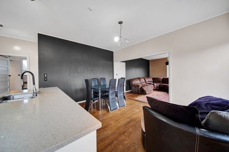 Photo of property in 38 Pembroke Road, Stratford, 4332