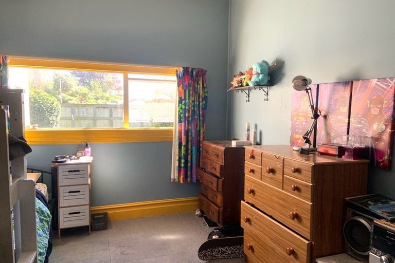 Photo of property in 19 Maddren Street, Winchester, 7985