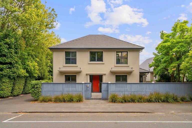 Photo of property in 131 Deans Avenue, Riccarton, Christchurch, 8011