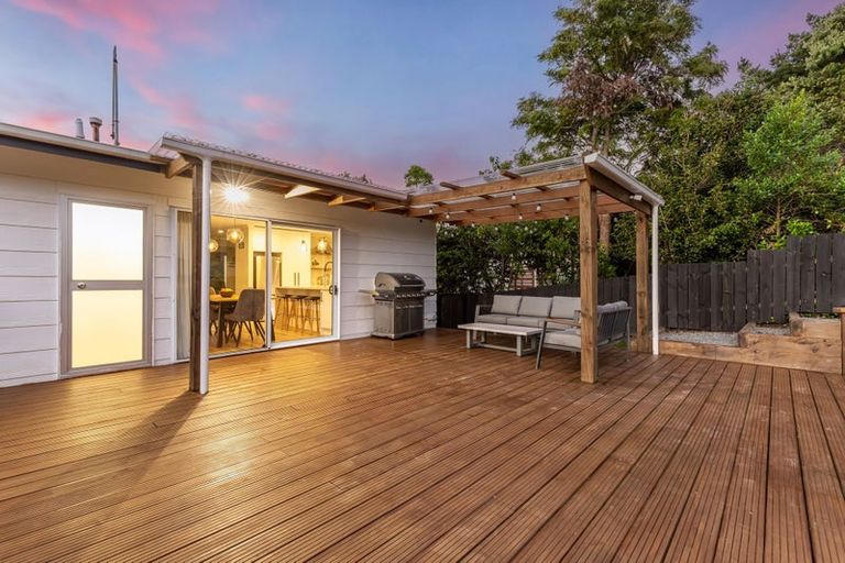 Photo of property in 10 Transom Close, Whitby, Porirua, 5024