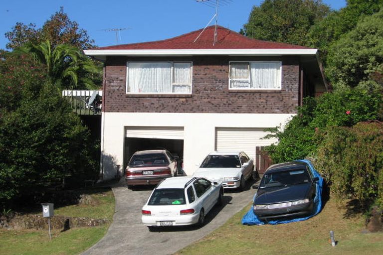 Photo of property in 7 Oaktree Avenue, Browns Bay, Auckland, 0630