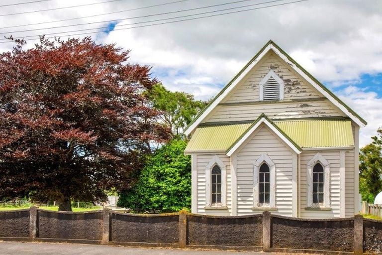 Photo of property in 36 Egmont Street, Kaponga, Hawera, 4679