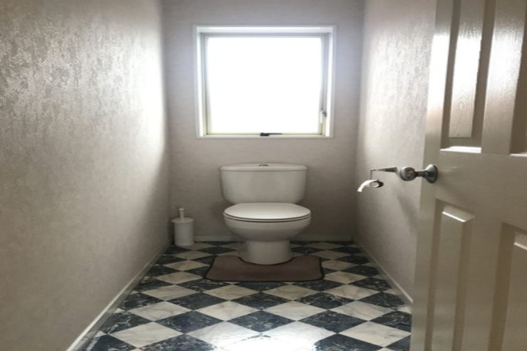 Photo of property in 187 Old Farm Road, Hamilton East, Hamilton, 3216