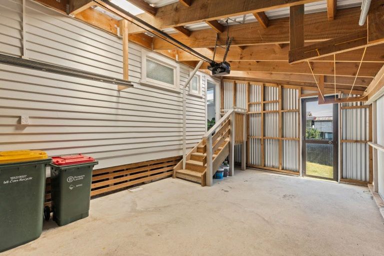 Photo of property in 2 King Street, Waitara, 4320