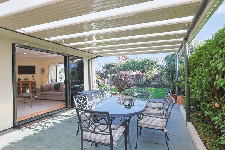 Photo of property in 10 Park Lane, Greenmeadows, Napier, 4112