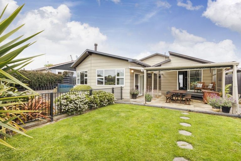 Photo of property in 57 Fairview Avenue, Feilding, 4702
