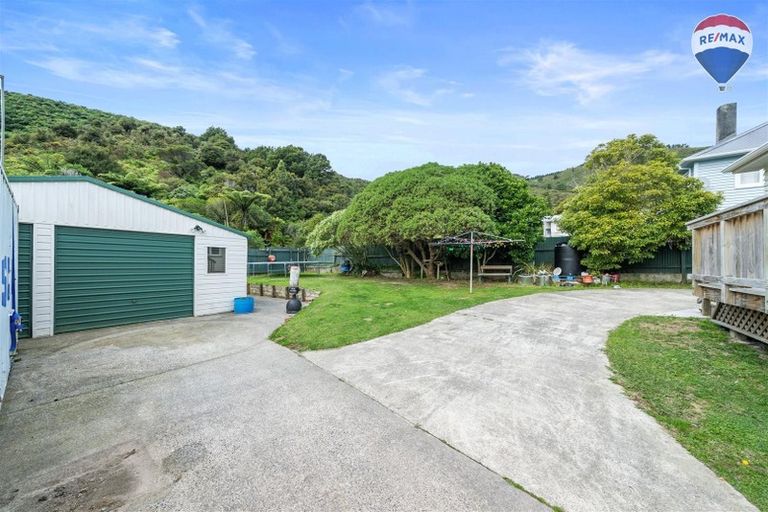 Photo of property in 37 Wilkie Crescent, Naenae, Lower Hutt, 5011