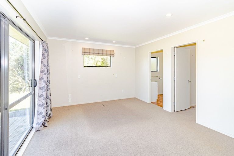 Photo of property in 645 Penny Road, Rongotea, Palmerston North, 4479