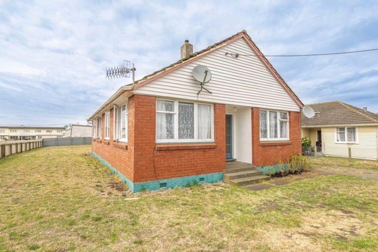 Photo of property in 157 Puriri Street, Castlecliff, Whanganui, 4501