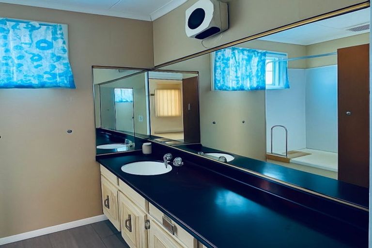 Photo of property in 23 Anakiwa Street, Kelvin Grove, Palmerston North, 4414