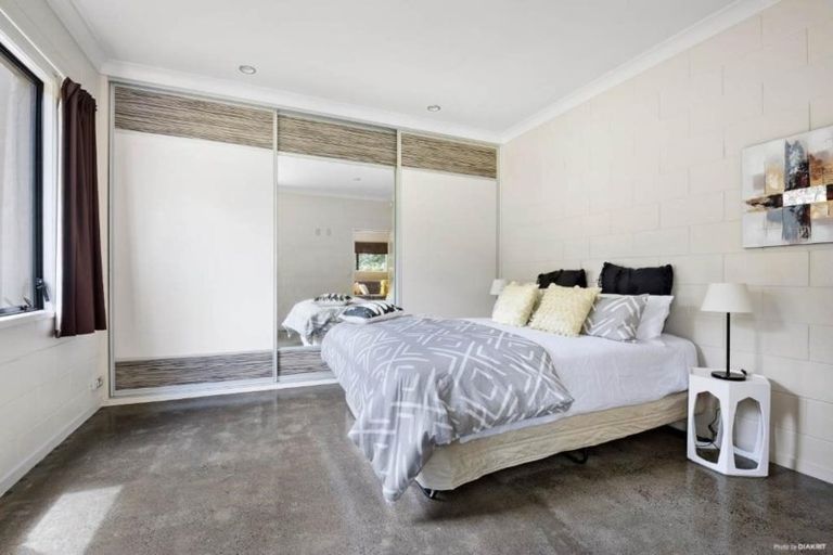 Photo of property in 52 Shelter Drive, Greenhithe, Auckland, 0632