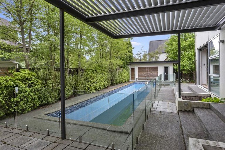 Photo of property in 20 Queens Avenue, Merivale, Christchurch, 8014