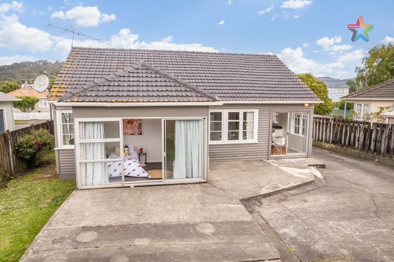 Photo of property in 33 Milne Crescent, Taita, Lower Hutt, 5011