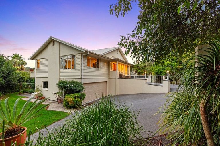 Photo of property in 25 Gunbar Drive, Welcome Bay, Tauranga, 3175