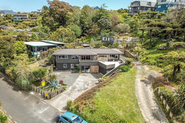 Photo of property in 5 Cambrae Road, Raglan, 3225