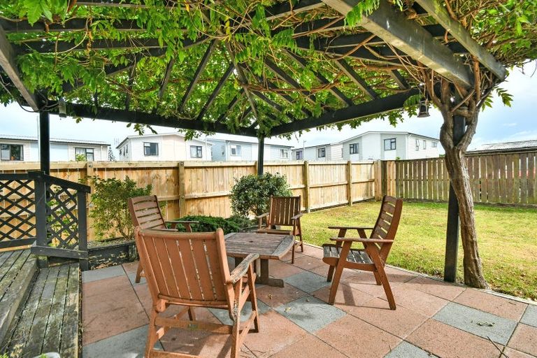 Photo of property in 9b Hazards Road, Weymouth, Auckland, 2103