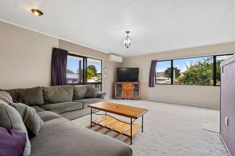 Photo of property in 124 Paramount Parade, Tikipunga, Whangarei, 0112