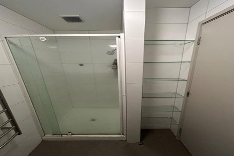 Photo of property in 10 Douglas Street, Mount Cook, Wellington, 6021