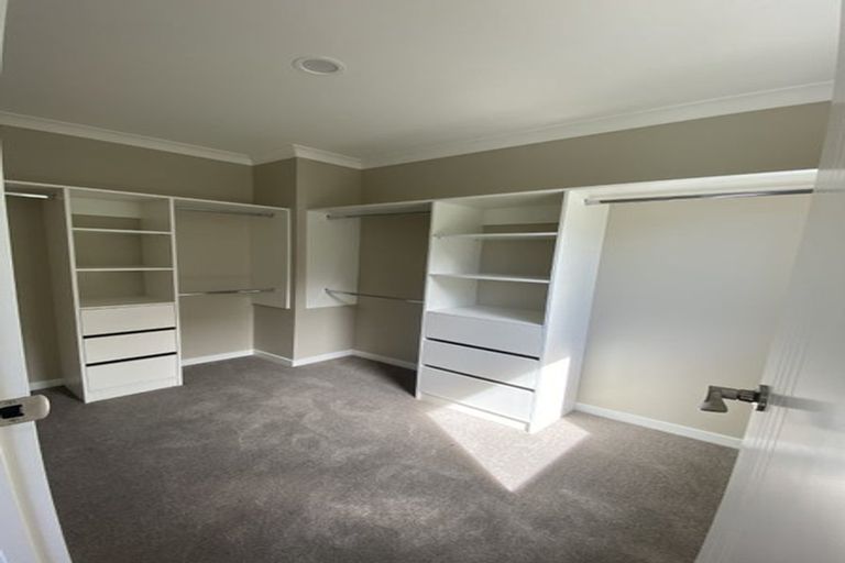 Photo of property in 30 Godfrey Drive, Orewa, 0931