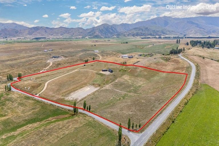 Photo of property in 20 Golden Heights Road, Springvale, Alexandra, 9393