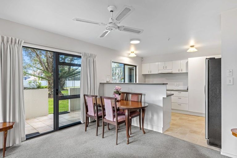 Photo of property in 15b Puriri Avenue, Orewa, 0931