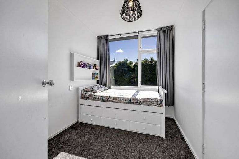 Photo of property in 59 Doralto Road, Frankleigh Park, New Plymouth, 4310