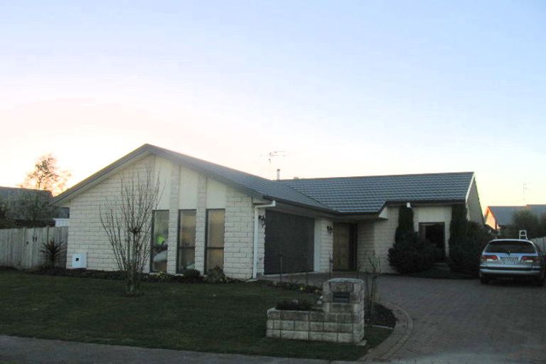 Photo of property in 50 Diomede Glade, Flagstaff, Hamilton, 3210