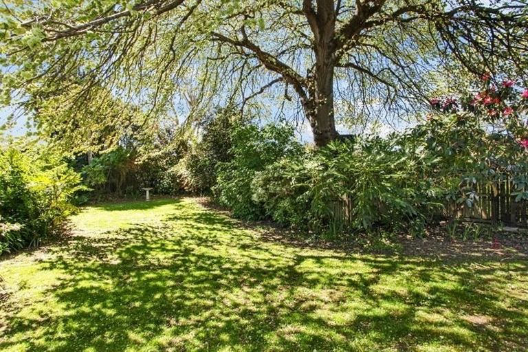 Photo of property in 2/93a Glandovey Road, Fendalton, Christchurch, 8052