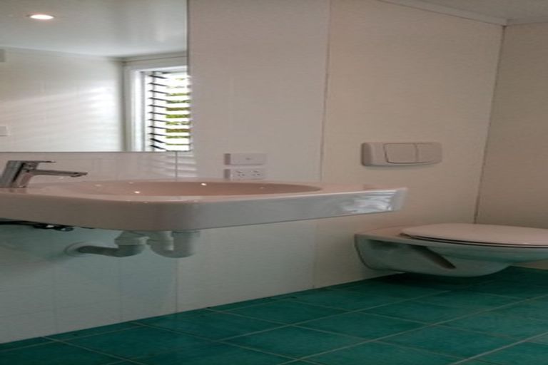 Photo of property in 4 Trelissick Crescent, Ngaio, Wellington, 6035