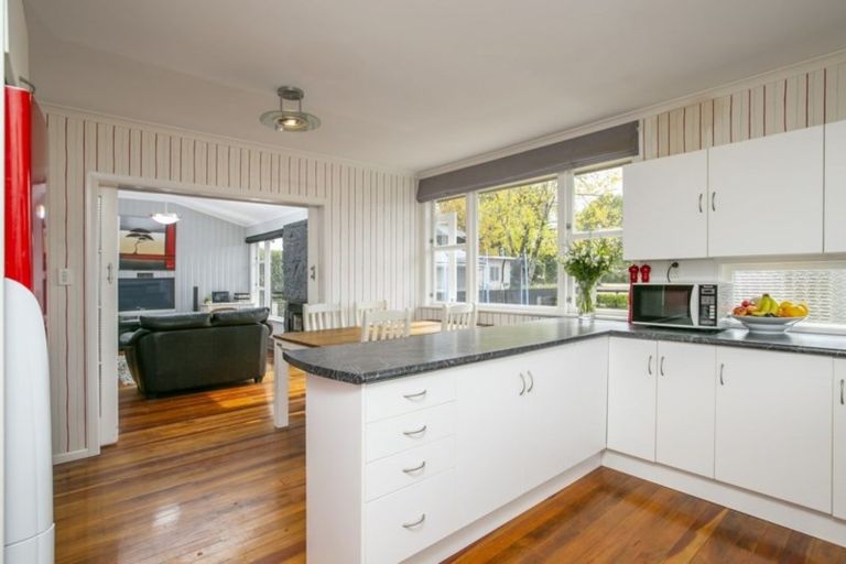 Photo of property in 14 Fergusson Street, Solway, Masterton, 5810
