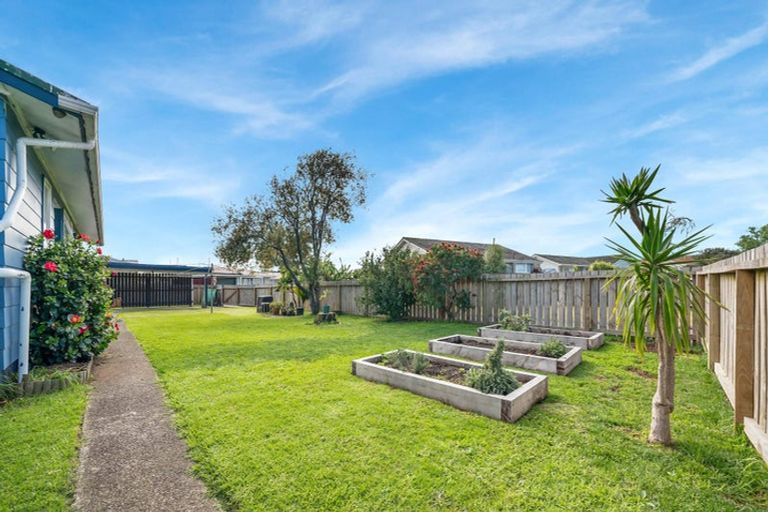 Photo of property in 74 Cranmere Crescent, Mangere East, Auckland, 2024