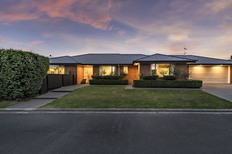 Photo of property in 18 Glenwood Drive, Prebbleton, 7604