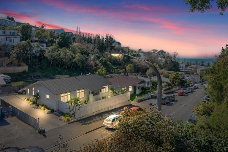 Photo of property in 53 Shakespeare Road, Bluff Hill, Napier, 4110