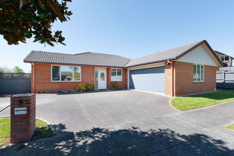 Photo of property in 18 Stoneleigh Drive, Chartwell, Hamilton, 3210