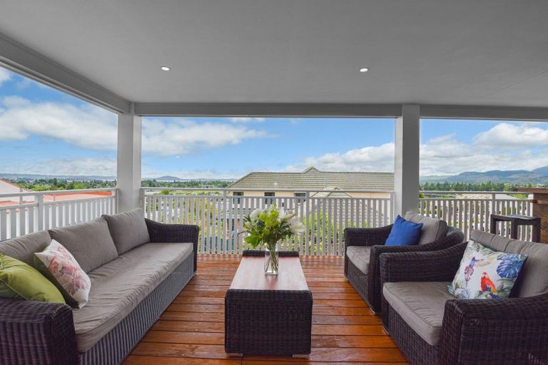 Photo of property in 19 Cobbe Place, Pomare, Rotorua, 3015